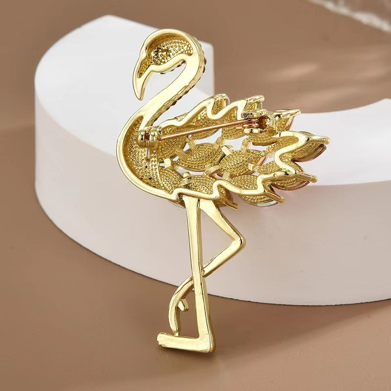 High end fashion flamingo crystal brooch cute high-end animal brooch coat suit coat corsage